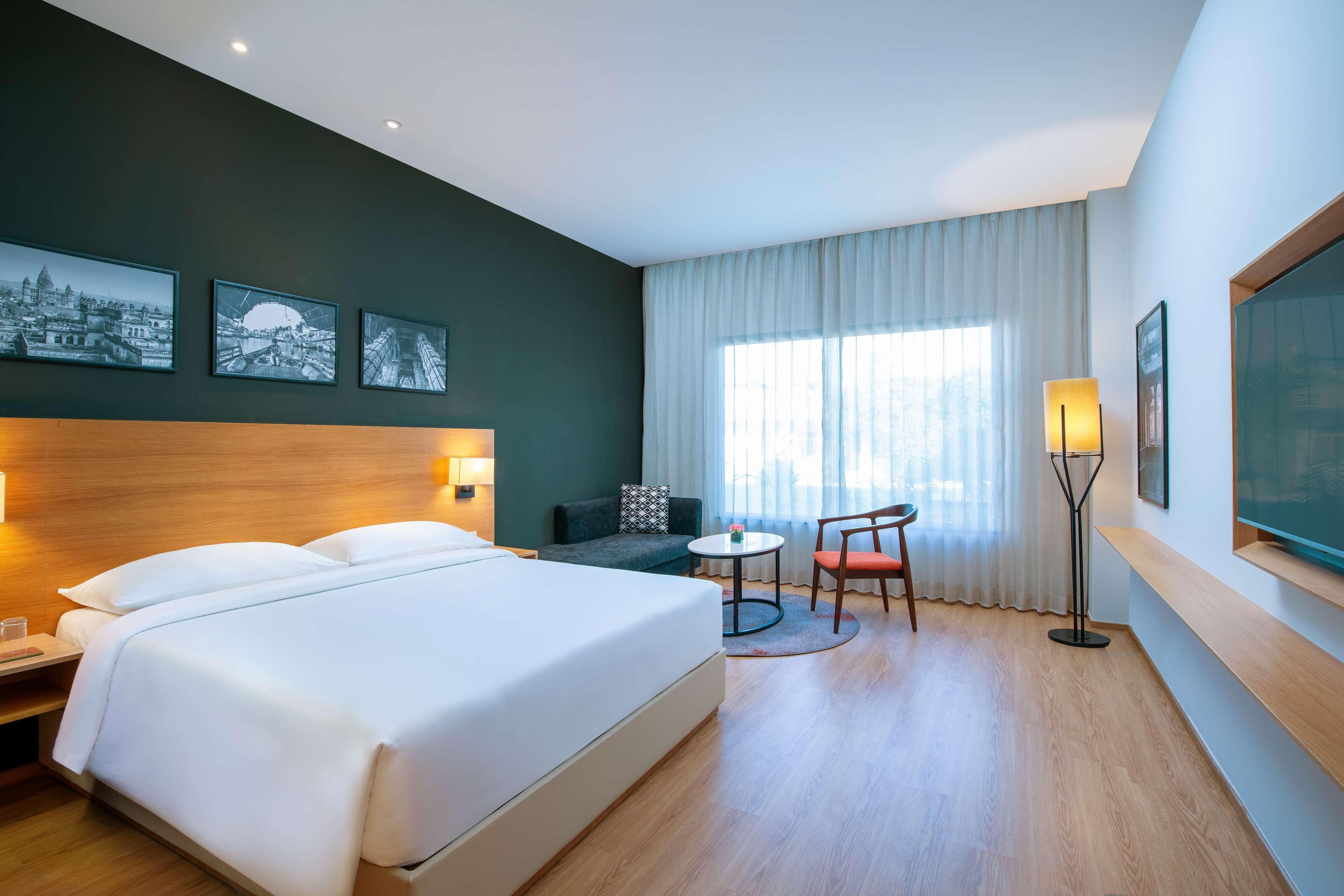 Park Inn By Radisson Gwalior Exterior foto